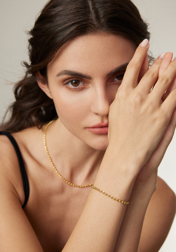 "Endless Renewal"Gold bead simple chain, minimalist and versatile age-reducing bracelet.