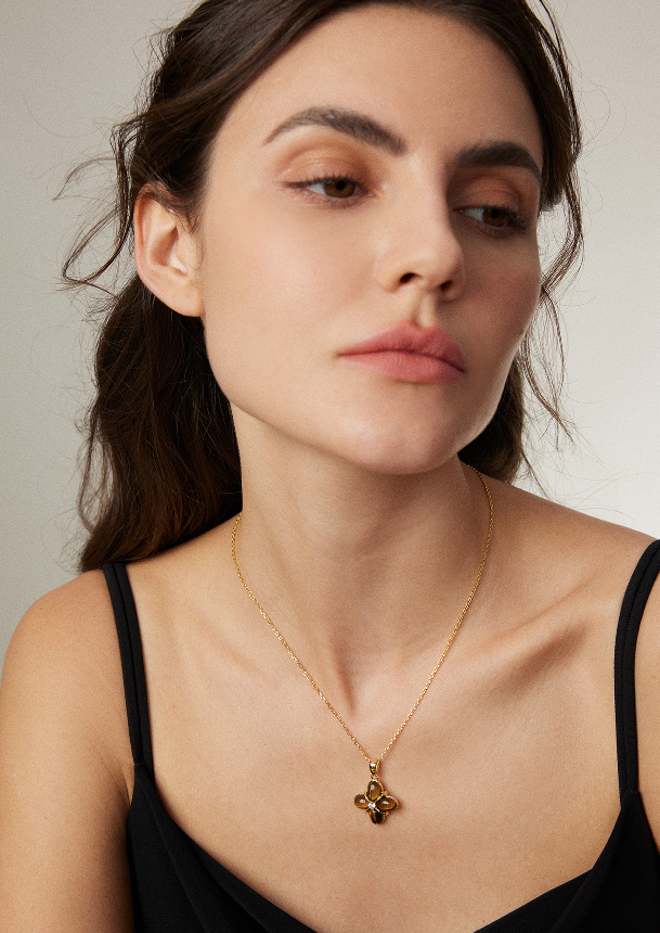 "Amber Song"Tiger's eye stone necklace. French fashion necklace