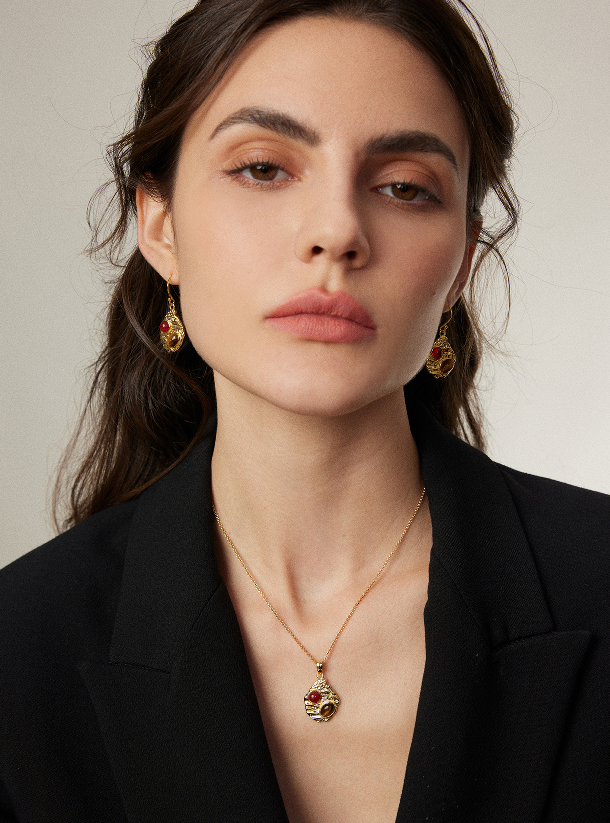 "Stay together"Red agate embellished necklace. French heavy industry necklace.